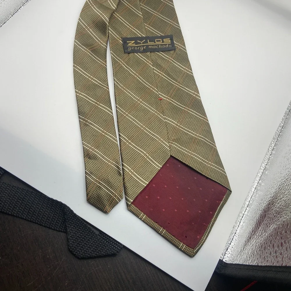 Zylos George Machado Necktie Mens Green White Plaid Silk Business Formal Office